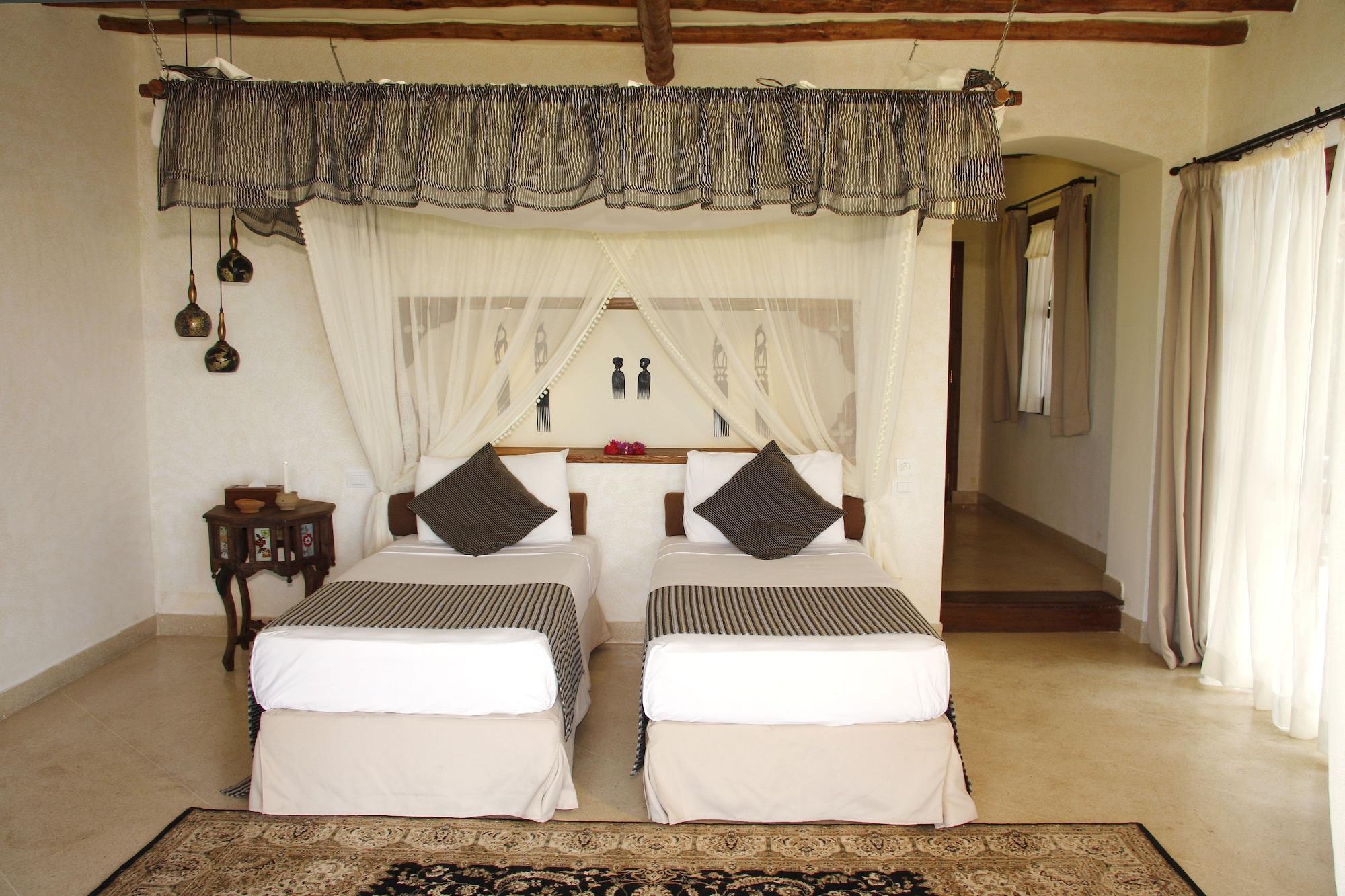 Hotel Karafuu Beach Resort Pingwe Exterior photo